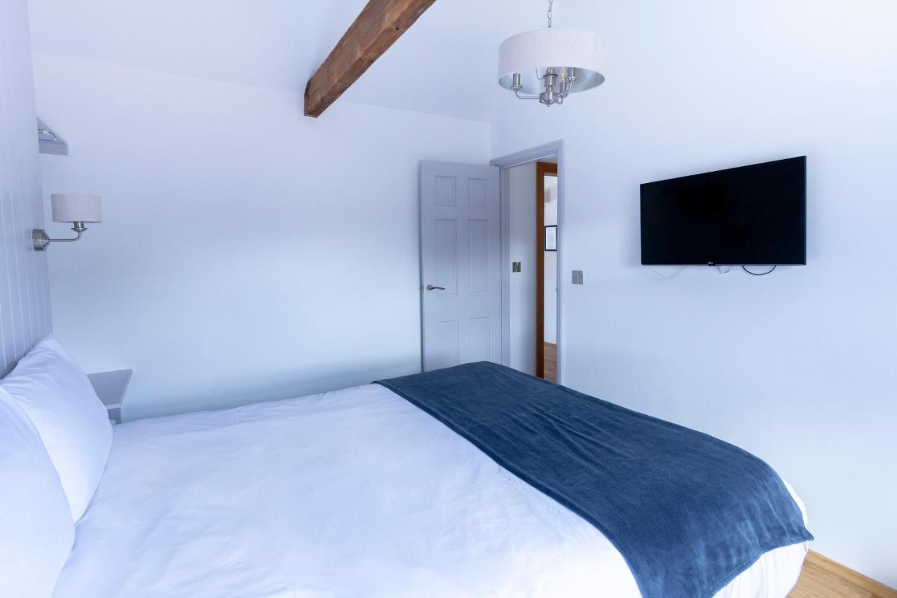 Apartment 6 At Number 8: City Centre, 1 Bedroom, Sofa Bed In Lounge 坎特伯雷 外观 照片